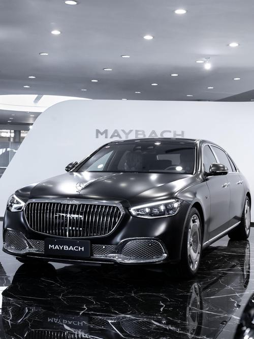 重庆49岚图汽车的售后服务让用户无忧出行，迈巴赫未来的豪华车趋势